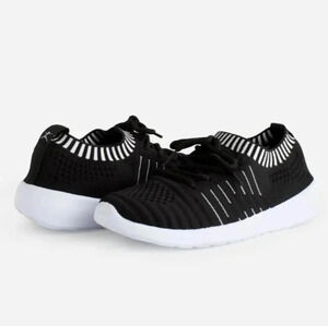 NIB Danskin Energy G Soft Knit Lace Up Sneakers